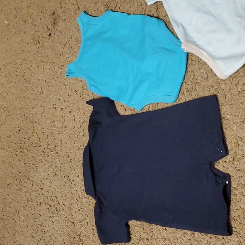 Baby clothes - Picture 3 of 8